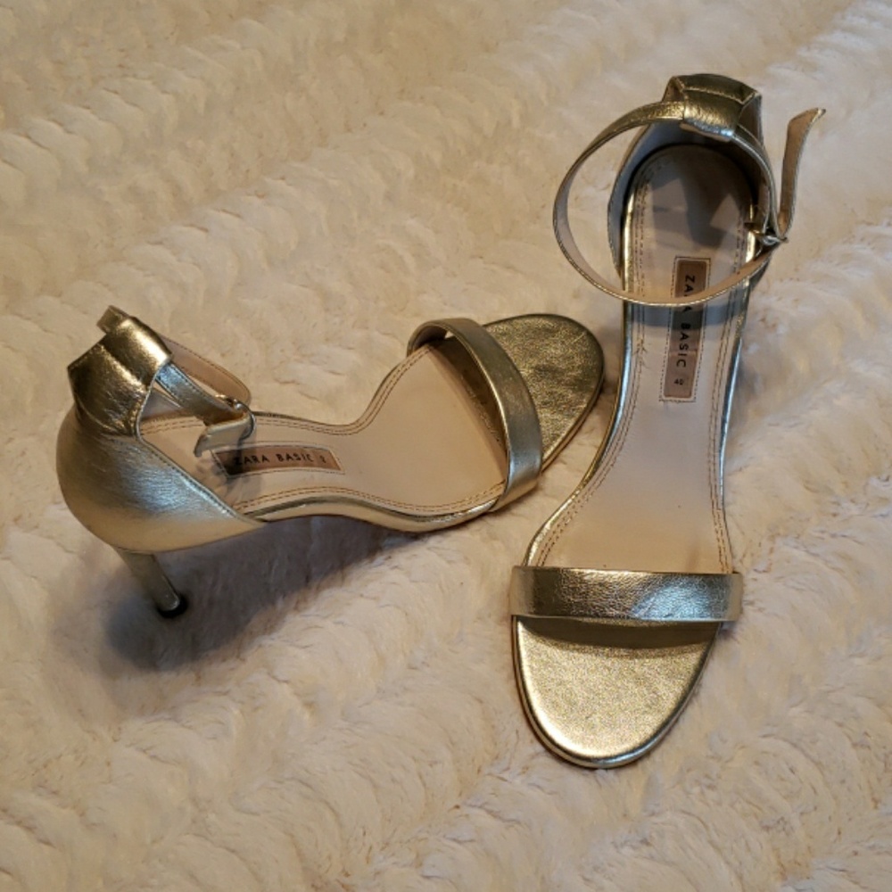 Zara basics metallic heels - Picture 2 of 5